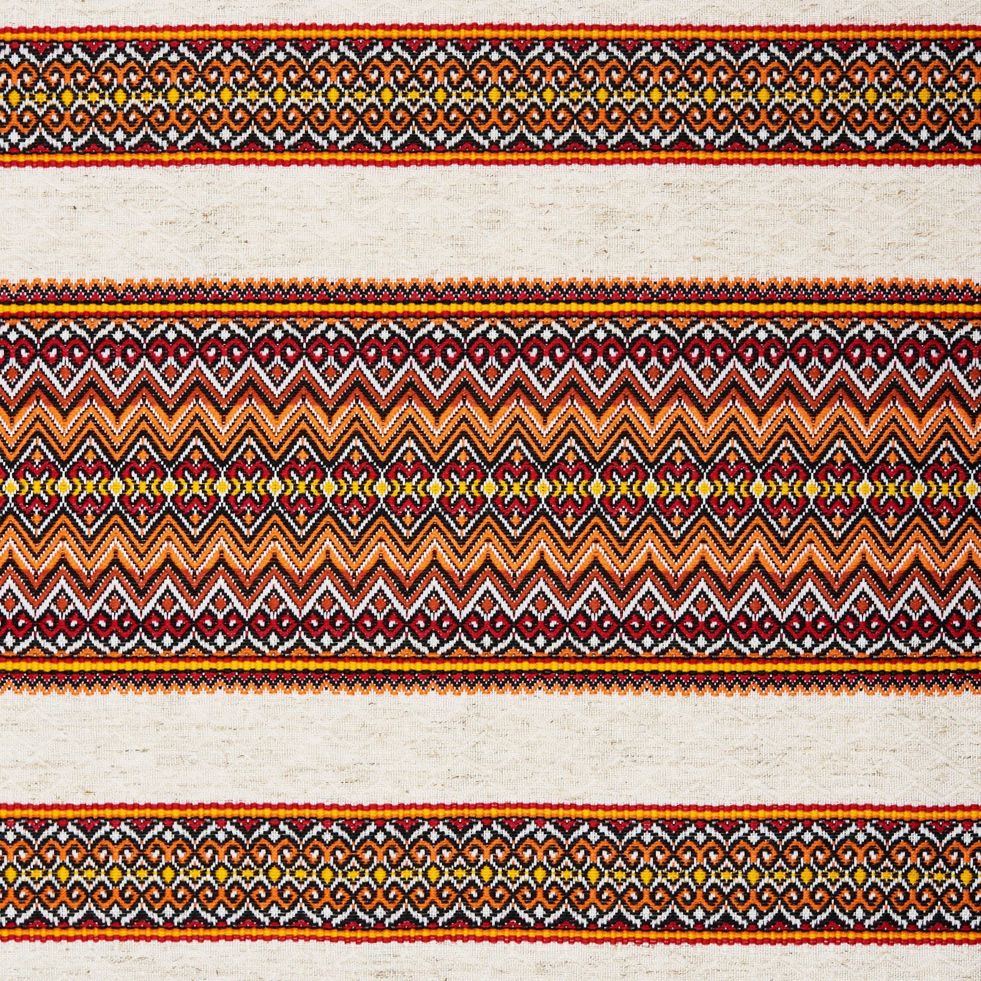 Ukrainian tablecloth "Linen chick"