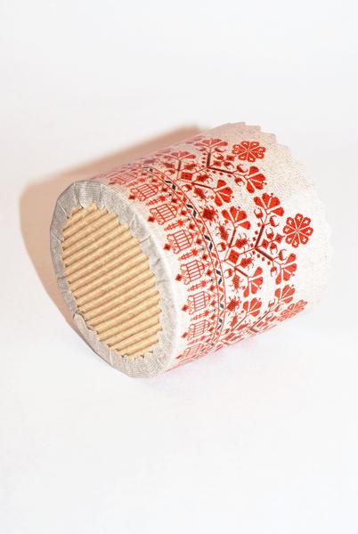 Easter bread baking paper form. Red. 2.7 inches - 3.5 inches. 150 grams Paska