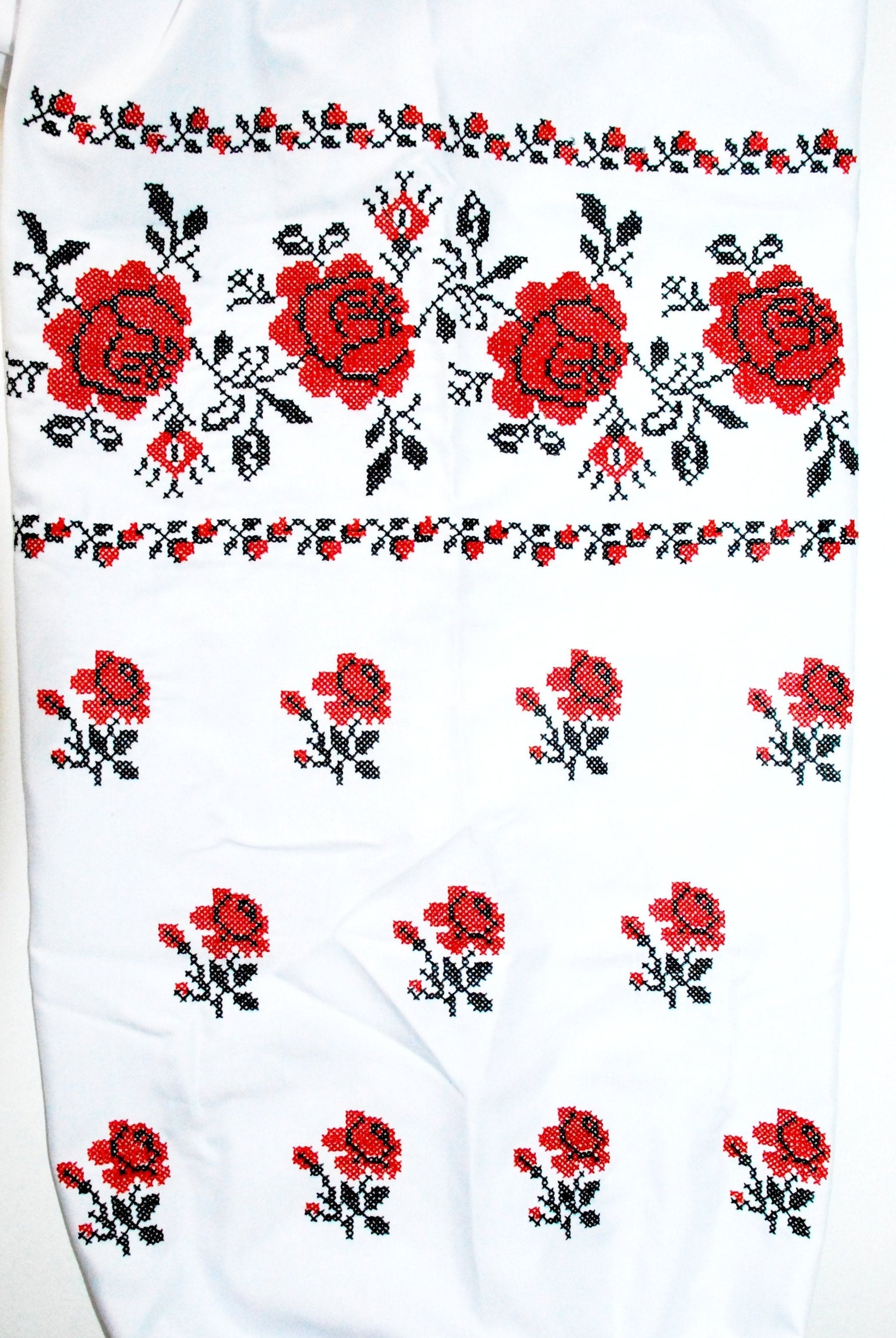 Ukrainian embroidered blouse "Zorya"