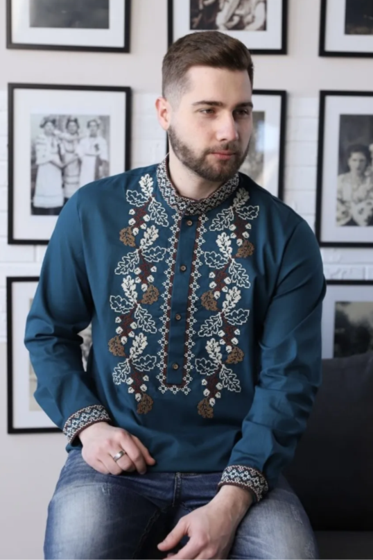 Вишиванка чоловіча. Чорна сорочка з білою вишивкою