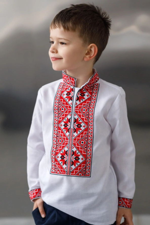 Синя українська вишиванка для хлопчика
