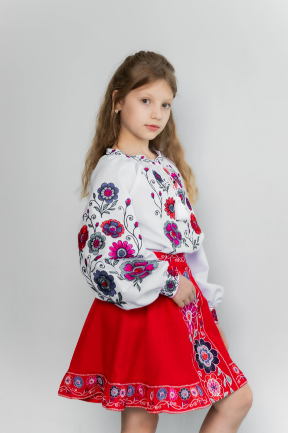 Ukrainian embroidered costume set for girls "Barvy"