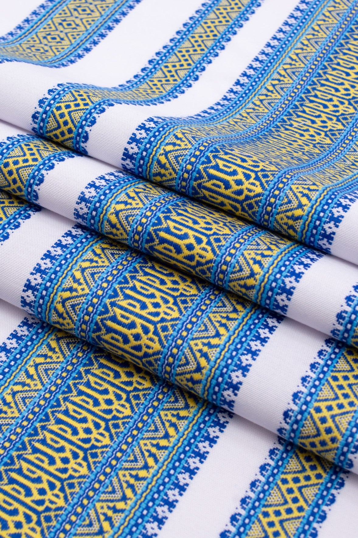 Ukrainian tablecloth "Do Peremohy"