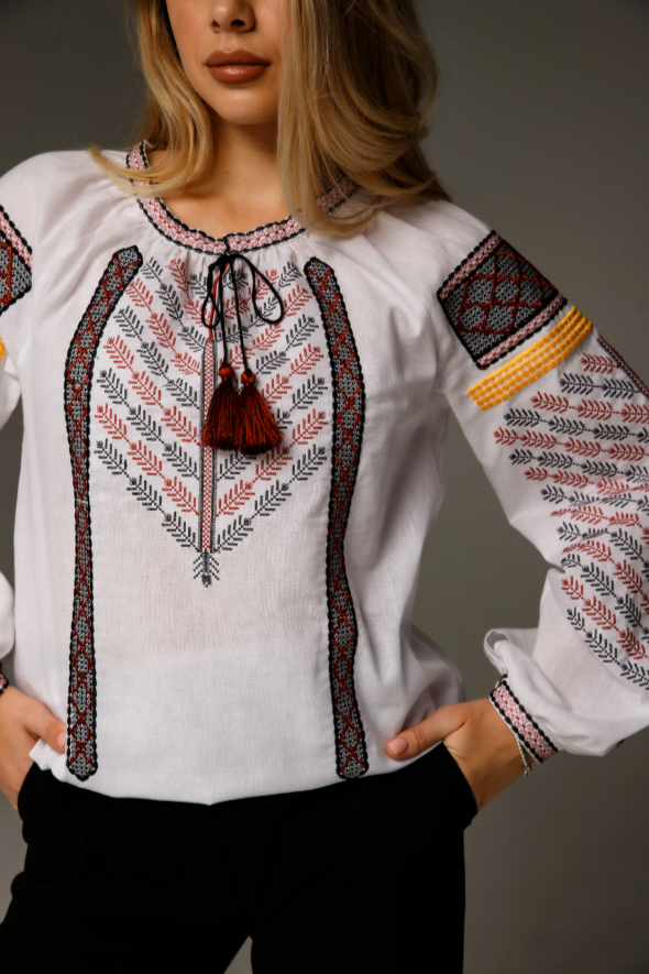 Ukrainian women's blouse "Anisia"