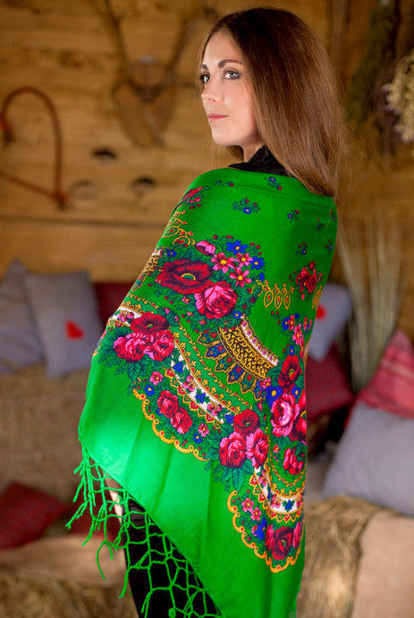 Ukrainian shawl "Hustka". Green. Large