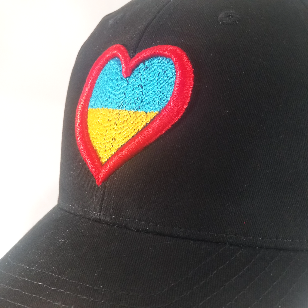 3D embroidered hat "Ukie heart"