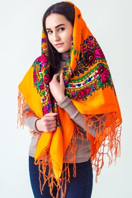 Ukrainian shawl "Hustka". Orange. Large