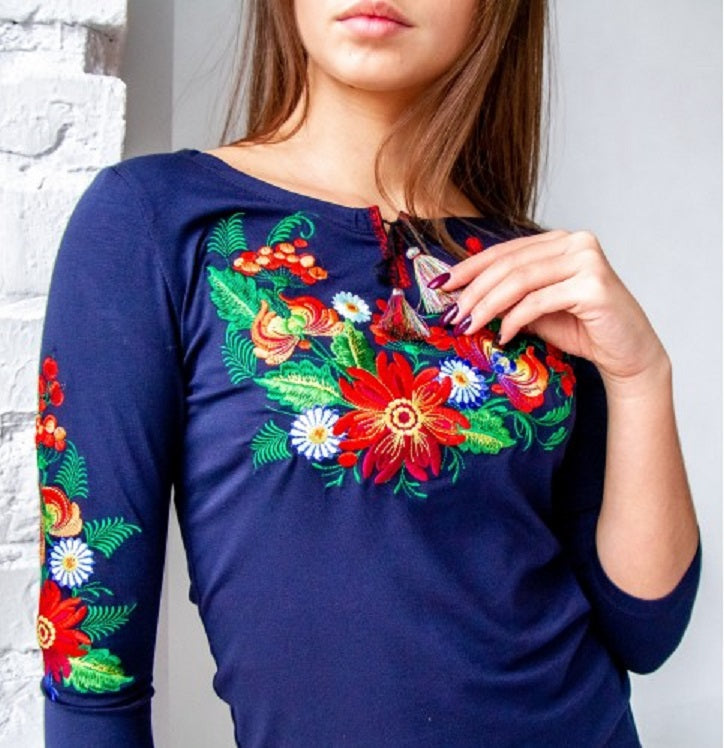 Women's 3/4 sleeve embroidered shirt "Petrykivka"