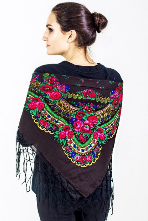Ukrainian shawl "Hustka". Black. Medium
